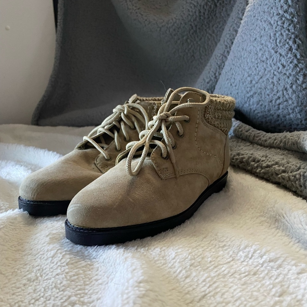 Vintage Suede Boots - Coasters
